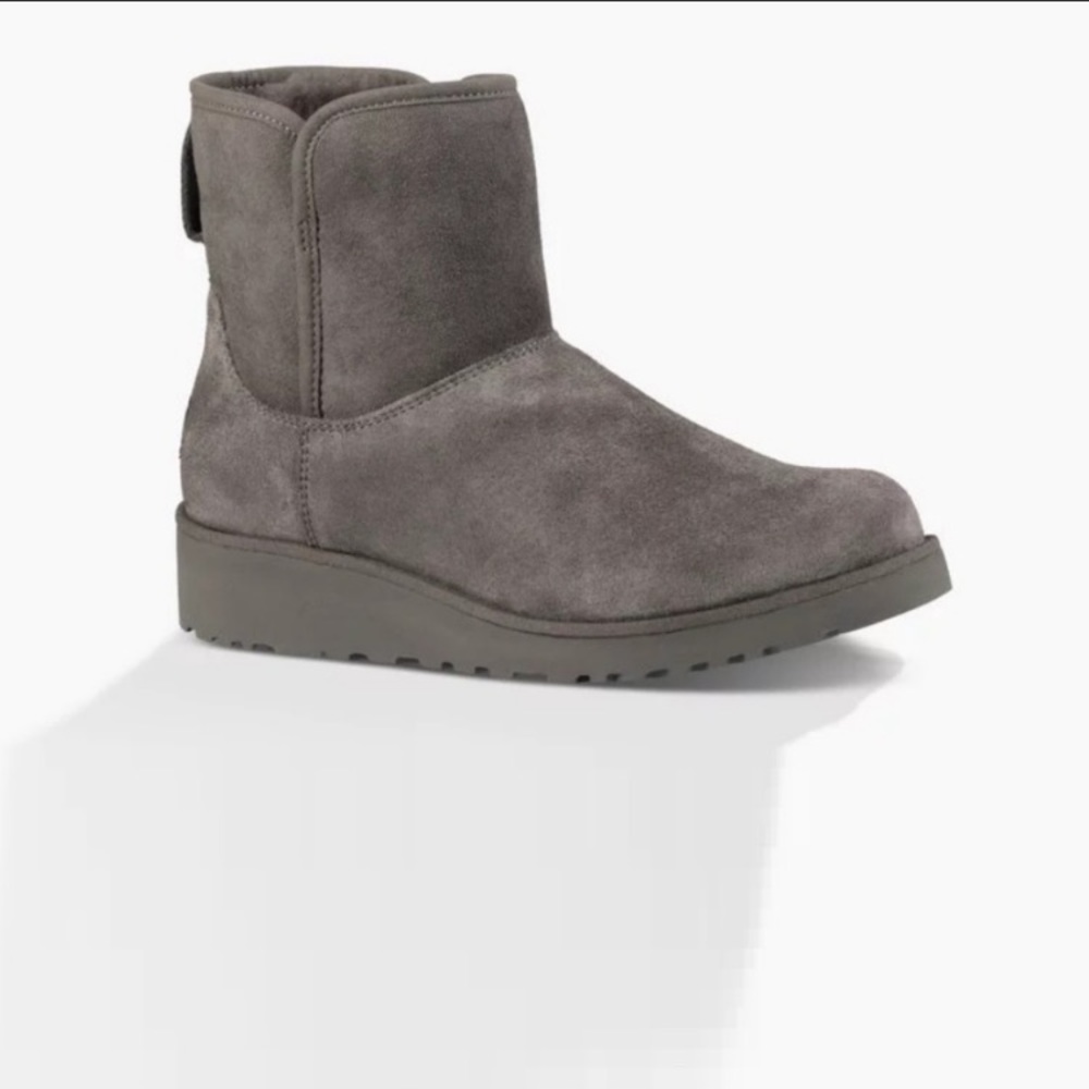 UGG KRISTIN sheepskin boots